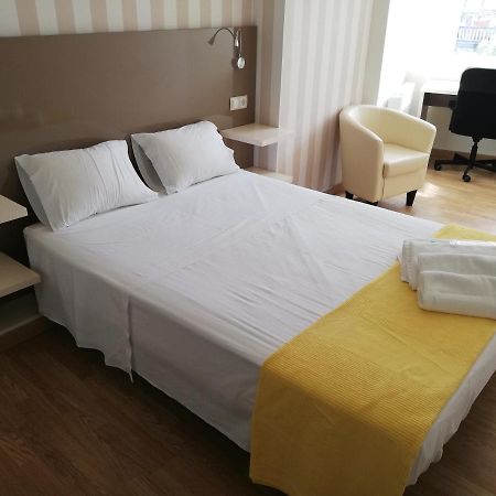 Bed and Breakfast Residencia Compostela Сантьяго-де-Компостела Экстерьер фото